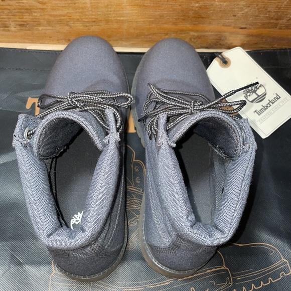 Timberland 6-inch Boots - Picture 6 of 10